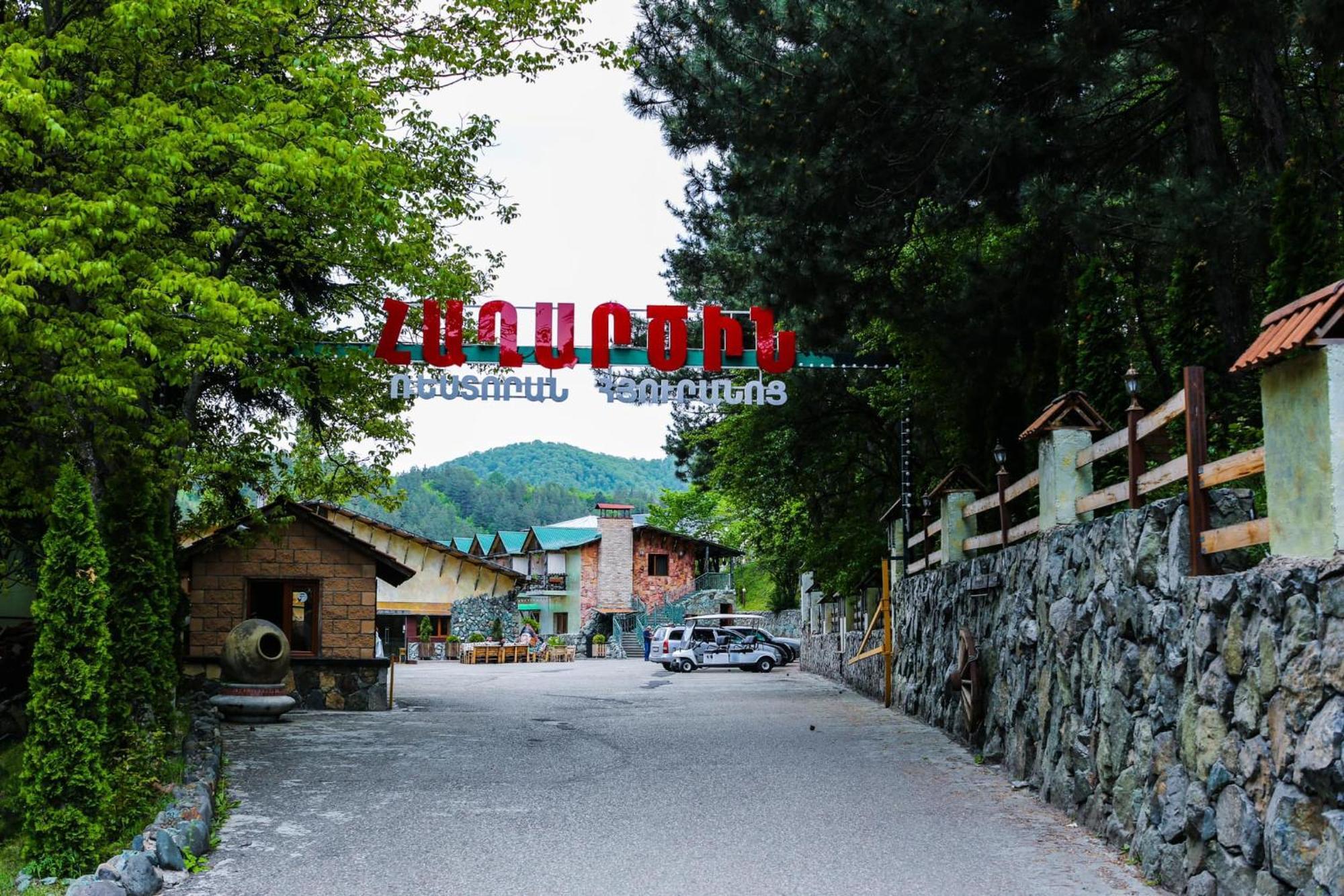 Haghartsin Hotel And Restaurant ディリジャン エクステリア 写真