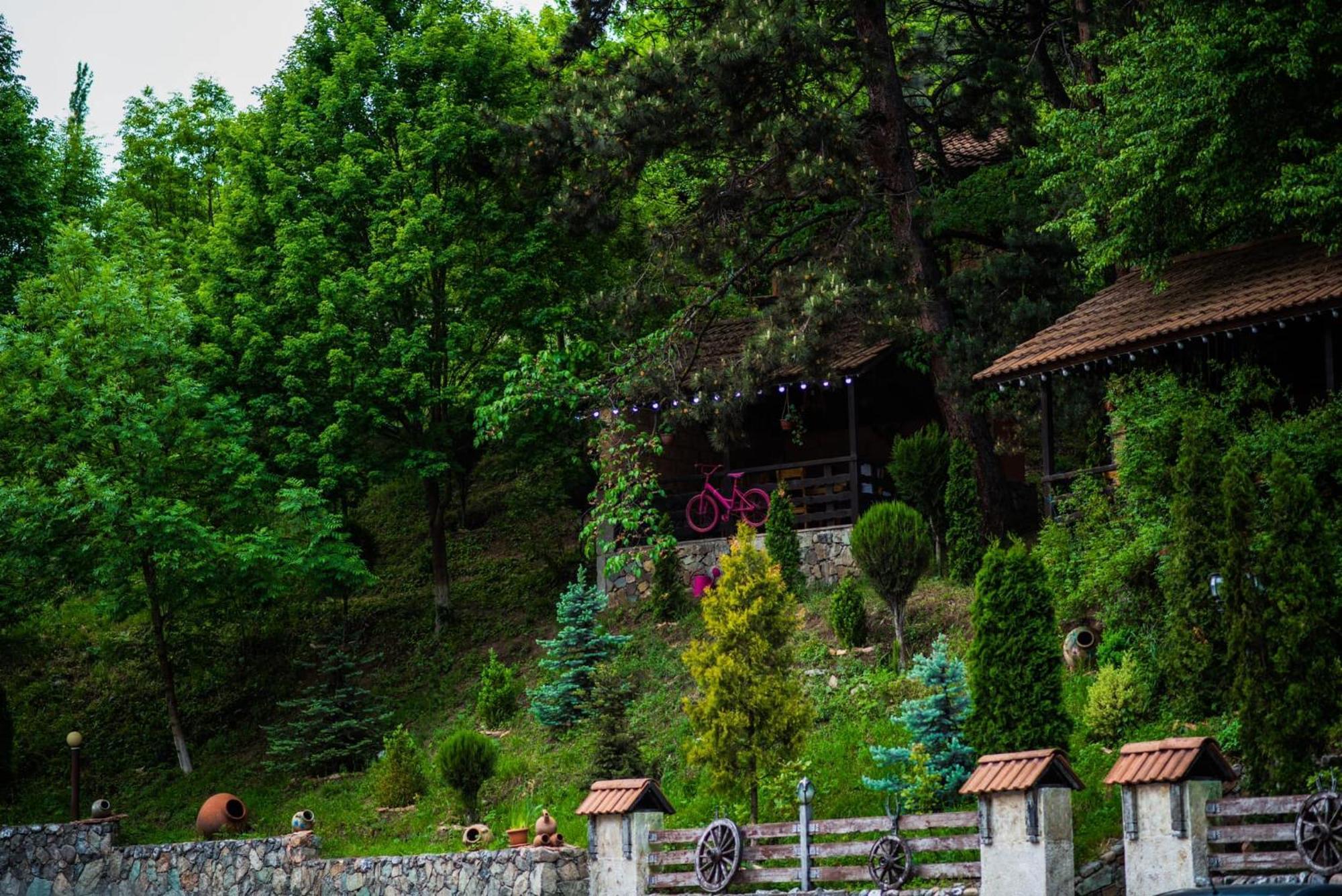 Haghartsin Hotel And Restaurant ディリジャン エクステリア 写真