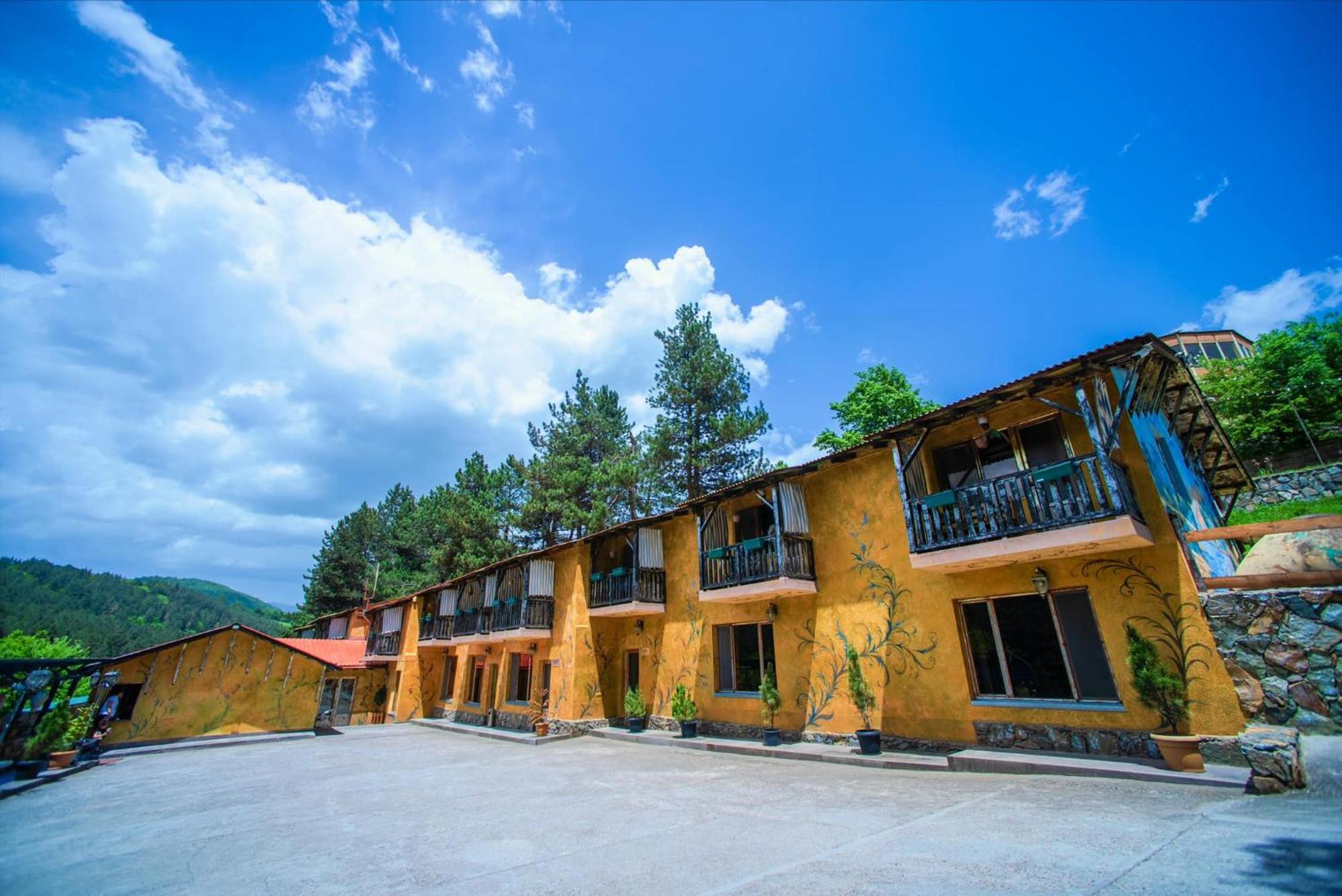 Haghartsin Hotel And Restaurant ディリジャン エクステリア 写真